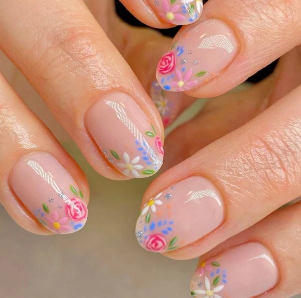 Những Mẫu Nail Mùa Hè Xinh Gây Sốt Mà Nàng Không Thể Bỏ Qua