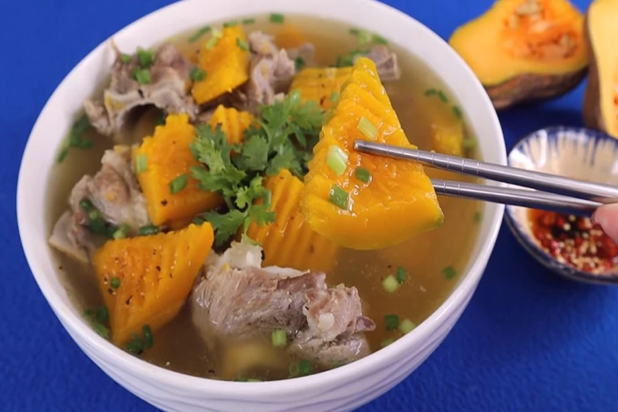 Top 10 cách làm canh bí đỏ thơm ngon, bổ dưỡng cho gia đình