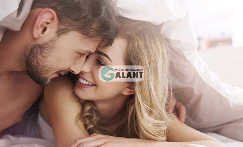 Quan hệ tình dục là gì? Cách thức và tần suất sex theo từng lứa tuổi