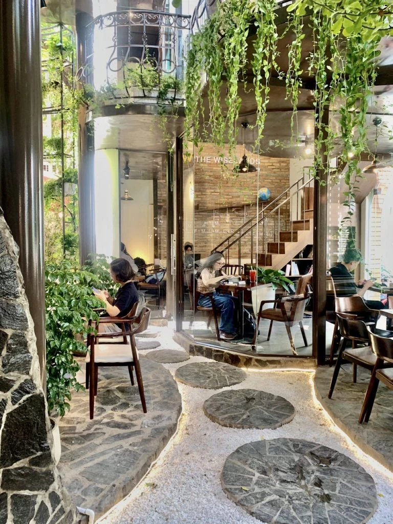 Top 10 quán cafe đẹp quận 3 Sài Gòn thoả thích check in “sống ảo”