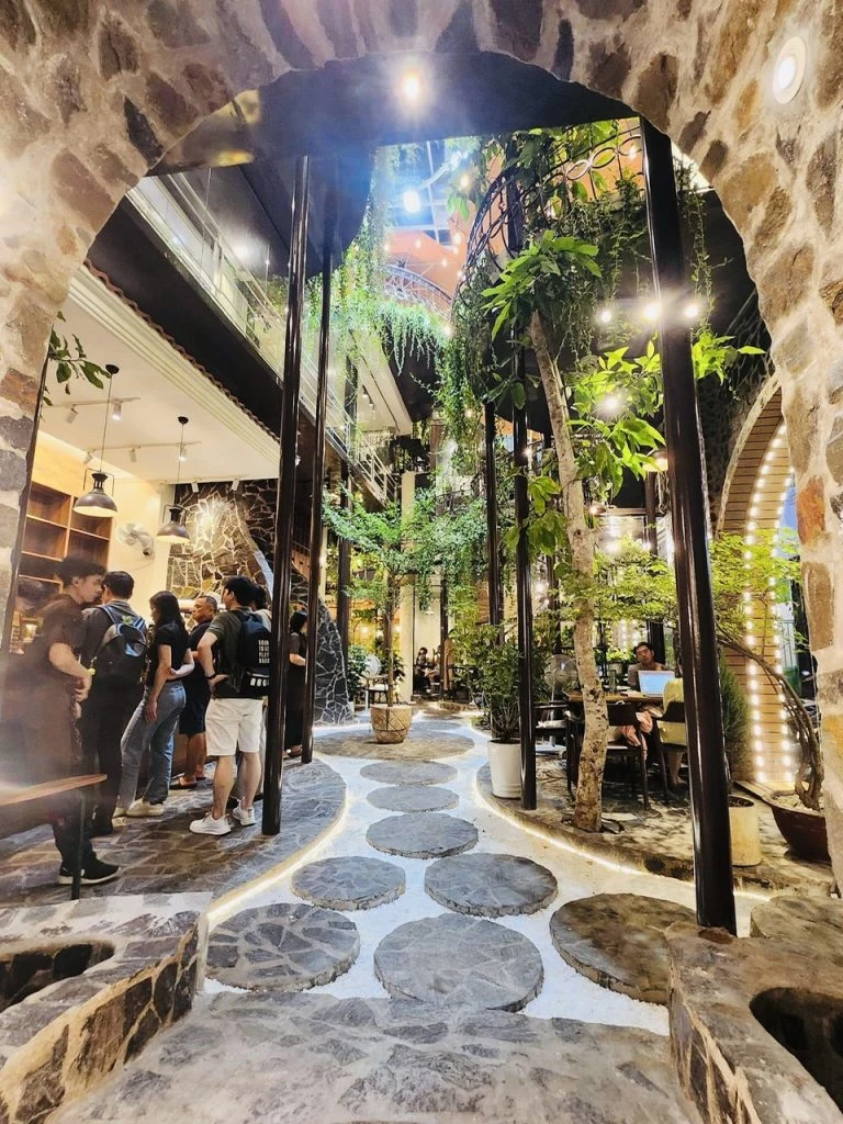 Top 10 quán cafe đẹp quận 3 Sài Gòn thoả thích check in “sống ảo”