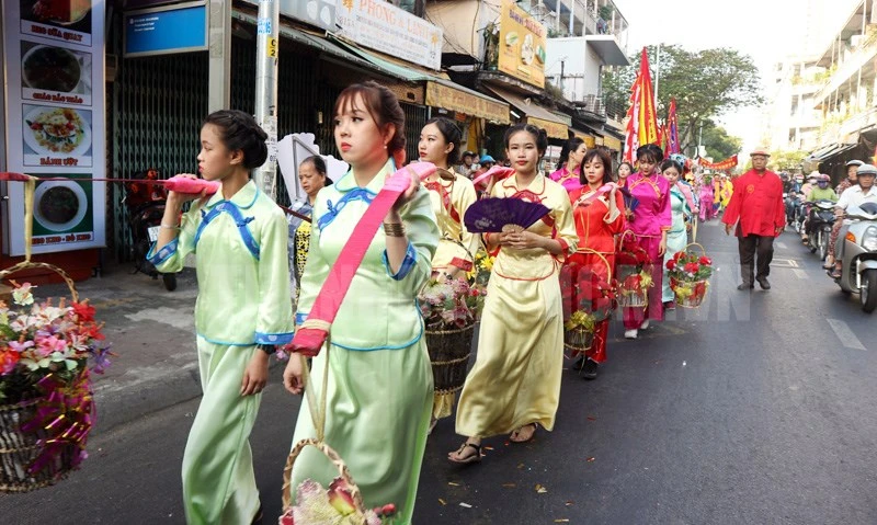 Chợ Lớn Sài Gòn - Khám phá chợ người Hoa lớn nhất Việt Nam