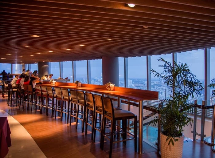 Rooftop quận 1: Trải nghiệm Café Eon tại Bitexco Tower