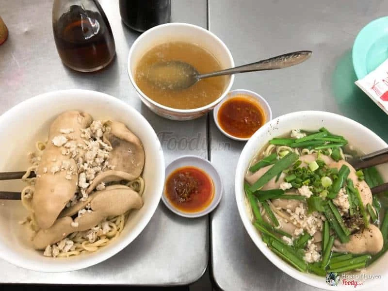 TOP 30 Quán Ăn Sáng Quận 1 Ngon, Bổ, Rẻ Phải Thử Ngay