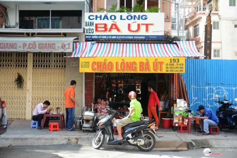 TOP 30 Quán Ăn Sáng Quận 1 Ngon, Bổ, Rẻ Phải Thử Ngay