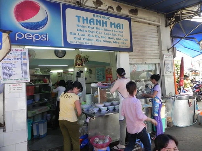 TOP 30 Quán Ăn Sáng Quận 1 Ngon, Bổ, Rẻ Phải Thử Ngay