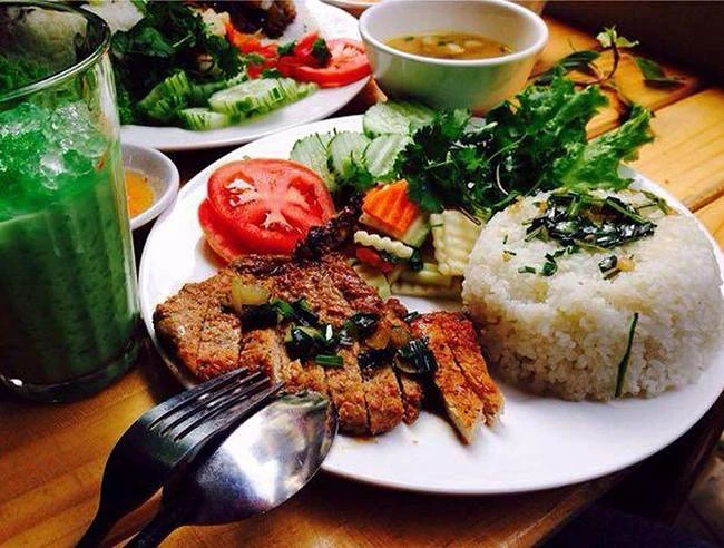 Top 30 Quán Ăn Đêm Nổi Tiếng Tại Hà Nội
