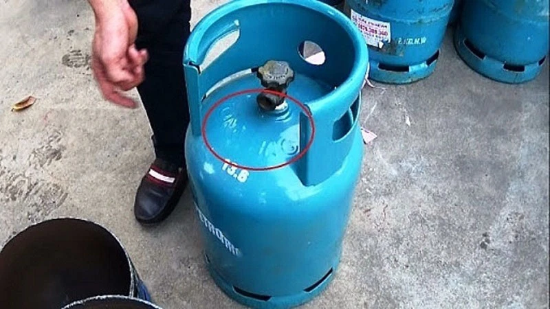 Có nên thu mua và thanh lý vỏ bình gas hay không? Những lưu ý quan trọng khi sử dụng lại bình gas cũ