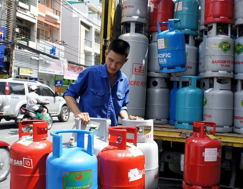Có nên thu mua và thanh lý vỏ bình gas hay không? Những lưu ý quan trọng khi sử dụng lại bình gas cũ