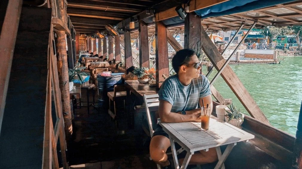 Top 30+ Quán Cà Phê Quận 7 Đẹp, Mới, Được Yêu Thích Nhất | Vincom | Vincom