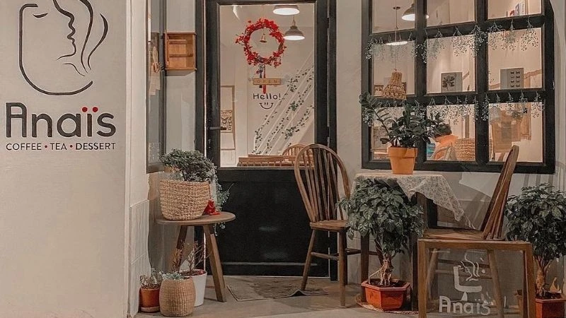Top 30+ Quán Cà Phê Quận 7 Đẹp, Mới, Được Yêu Thích Nhất | Vincom | Vincom