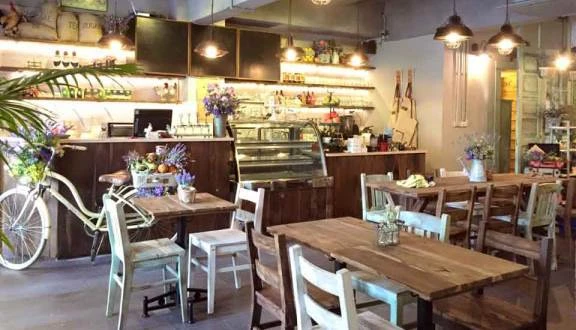 Tổng hợp 56 quán cafe đẹp Hà Nội với view đẹp “phát hờn”, chụp ảnh check in siêu đẹp