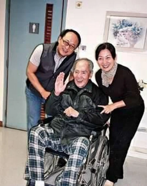 Những gia tộc toàn sao