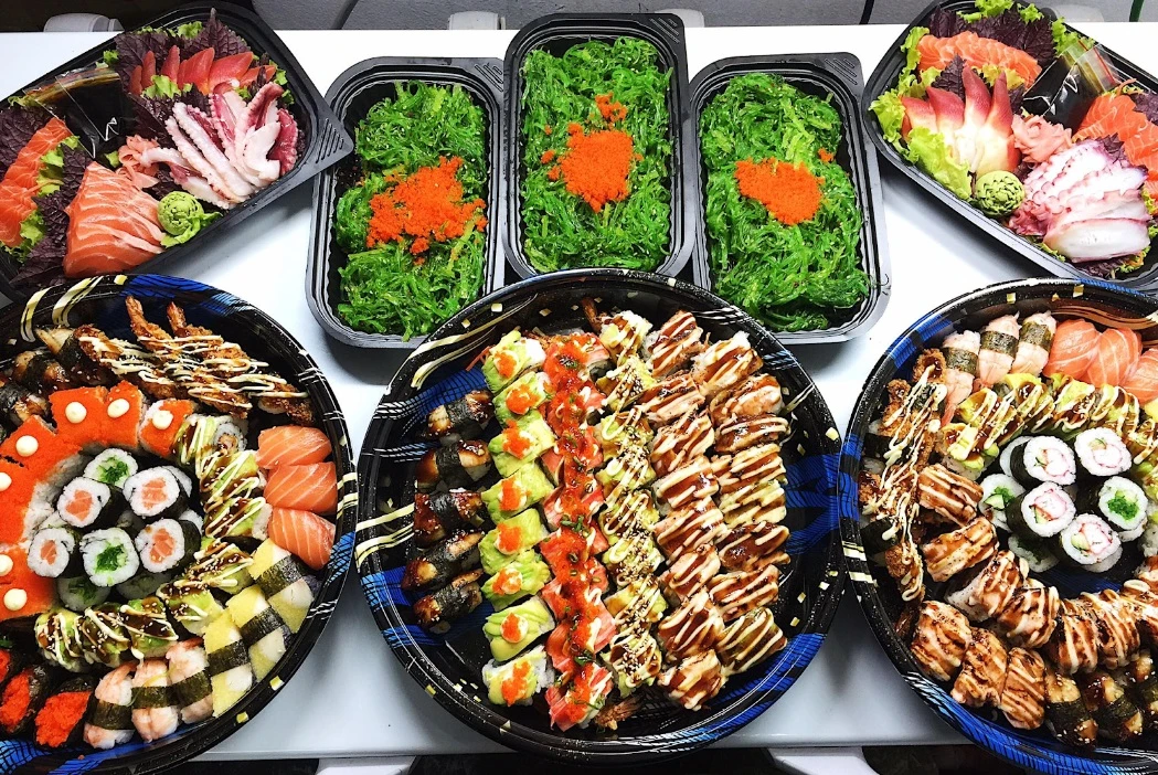 Điểm danh 15 quán sushi Hà Nội “mê hoặc” giới trẻ Hà Thành