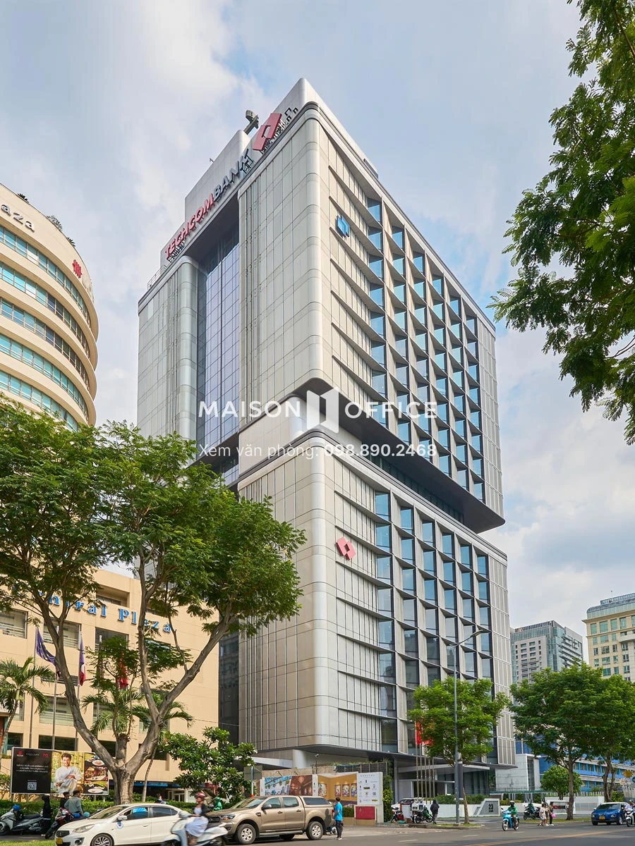 Khám Phá Techcombank Quận 1 Tại Saigon Tower