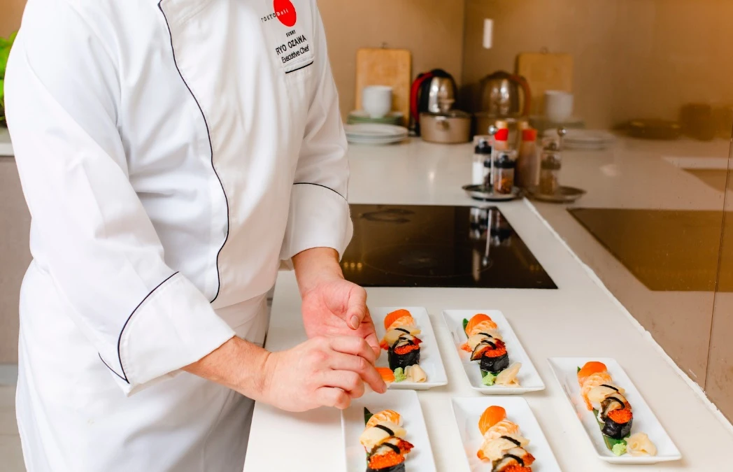 Điểm danh 15 quán sushi Hà Nội “mê hoặc” giới trẻ Hà Thành