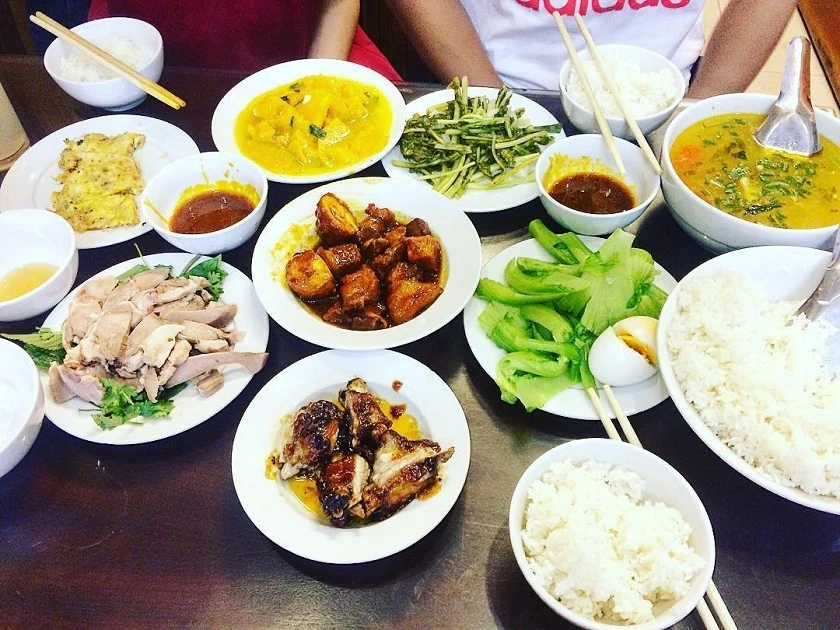 Những địa điểm ăn uống cho gia đình ở Hà Nội bạn cần biết