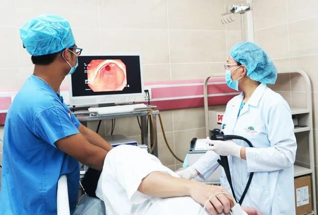 ĐAU BỤNG QUẰN QUẠI - DẤU HIỆU BỆNH NGUY HIỂM