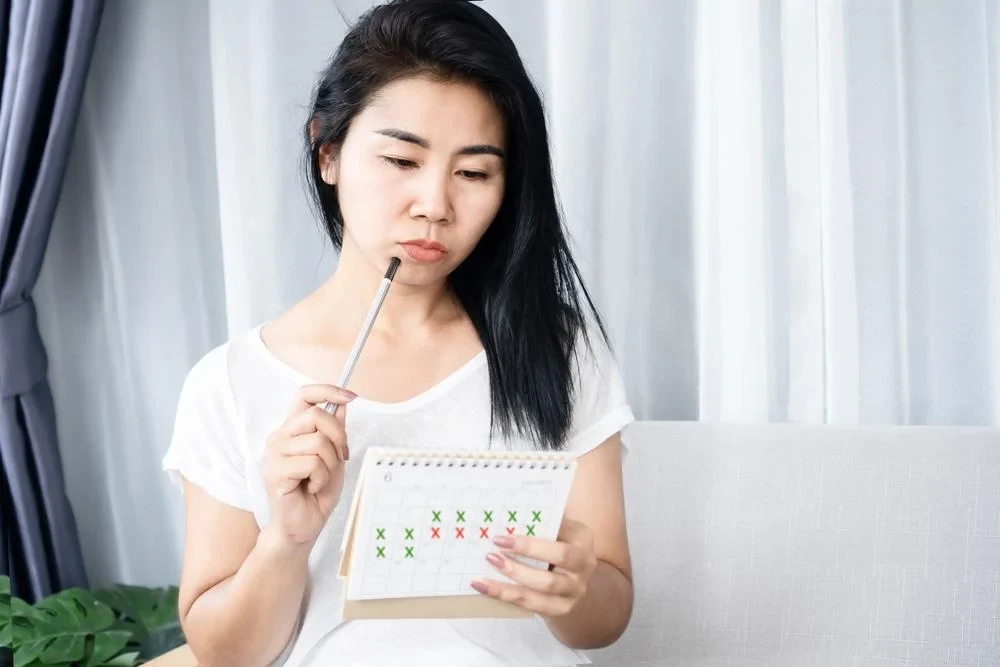 Hướng dẫn chi tiết 2 cách tính ngày quan hệ an toàn chính xác nhất