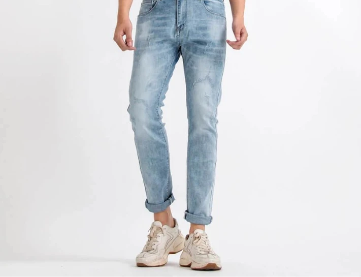 Cách Xắn Gấu Quần Jeans Nam Chỉ Với 3 Bước Cơ Bản Cho Phái Mạnh