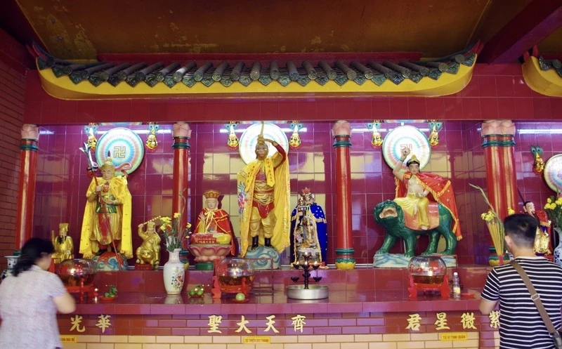 Tham quan hội quán Ôn Lăng - Nét văn hóa thú vị của người Sài Thành
