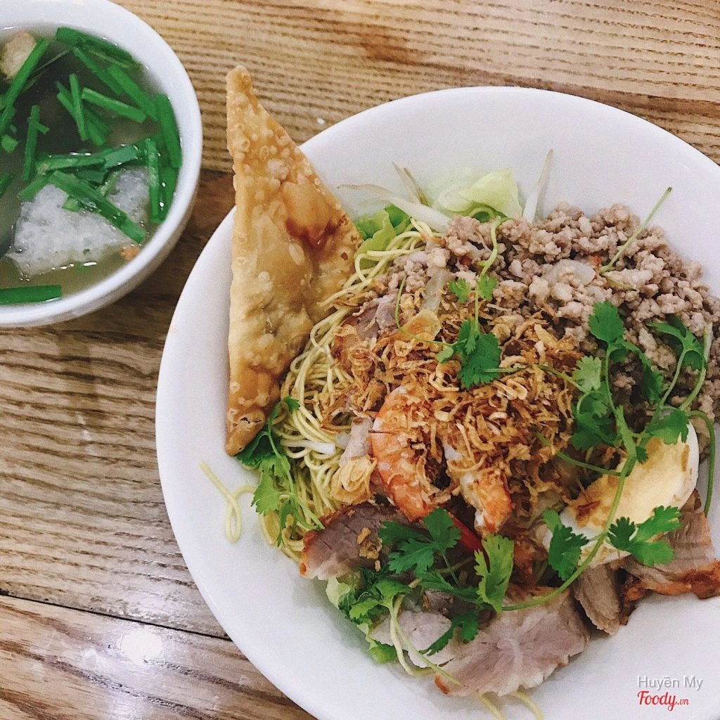 TOP 10 quán hủ tiếu Hà Nội ngon ‘quên lối về’ cho dân sành ăn