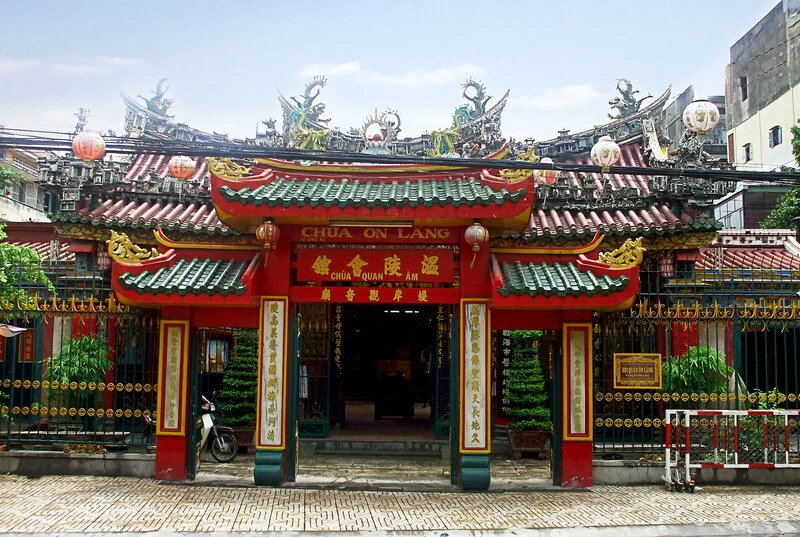 Tham quan hội quán Ôn Lăng - Nét văn hóa thú vị của người Sài Thành