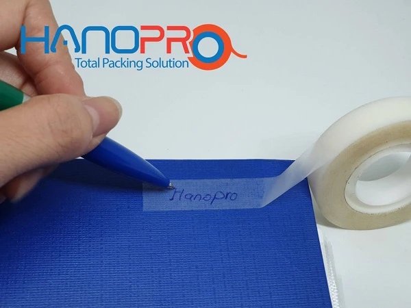 Những lưu ý về cách dán băng keo thùng xốp