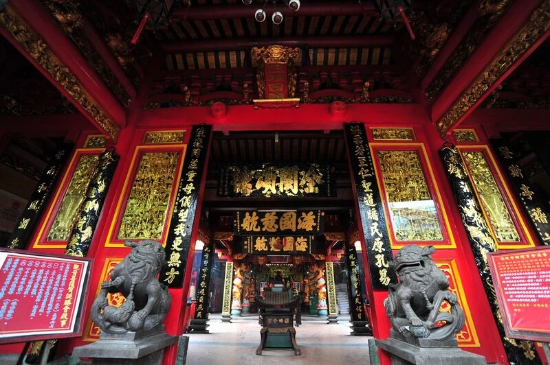 Tham quan hội quán Ôn Lăng - Nét văn hóa thú vị của người Sài Thành