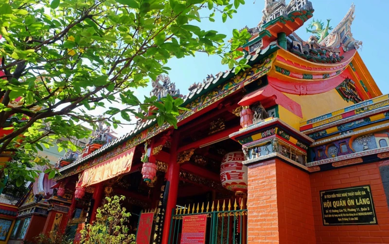 Tham quan hội quán Ôn Lăng - Nét văn hóa thú vị của người Sài Thành
