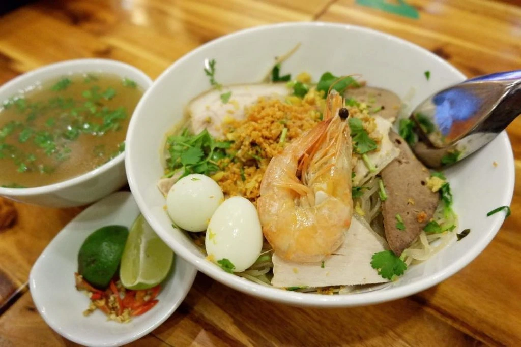 TOP 10 quán hủ tiếu Hà Nội ngon ‘quên lối về’ cho dân sành ăn