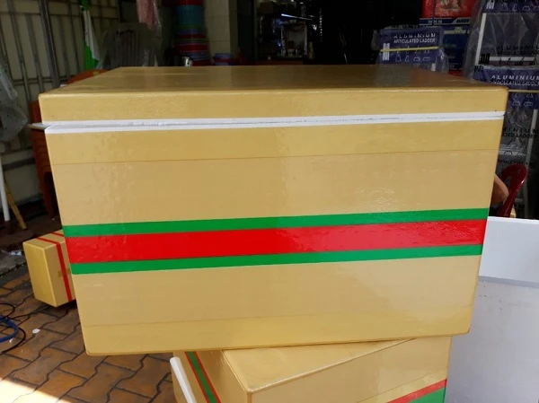 Những lưu ý về cách dán băng keo thùng xốp