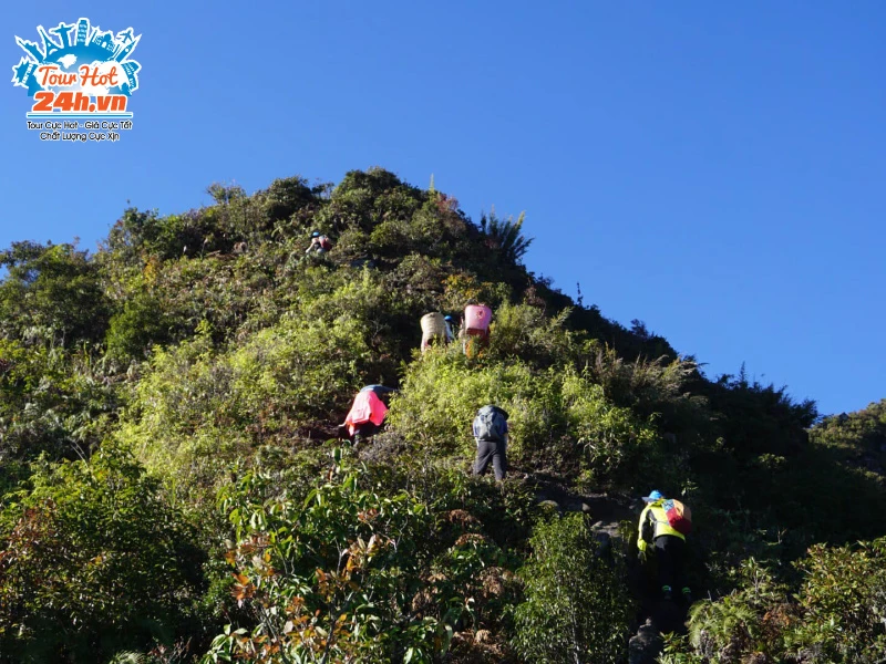 Tour trekking Bạch Mộc Lương Tử - Núi Muối - Huyền thoại Ky Quan San (3N4Đ)