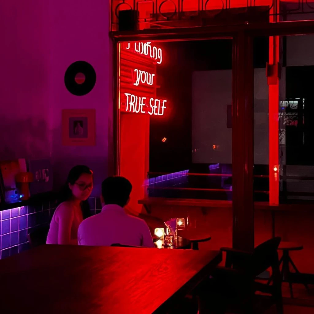 Lưu ngay 11 Hidden Bar Sài Gòn độc đáo ẩn mình giữa trung tâm thành phố