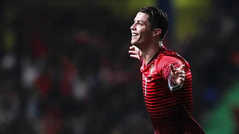 Hình nền Ronaldo Euro 2024 - Tải ngay ảnh CR7 đẹp nhất