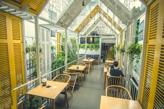 Ảnh ngồi uống cafe ở những nơi đẹp