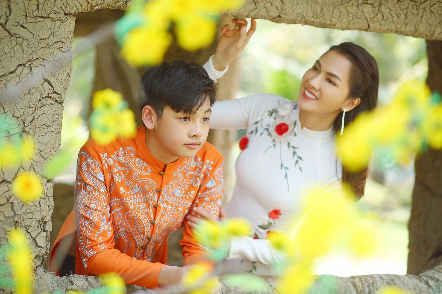 14 tuổi cao 1m78, con trai siêu mẫu Anh Thư đẹp như hotboy