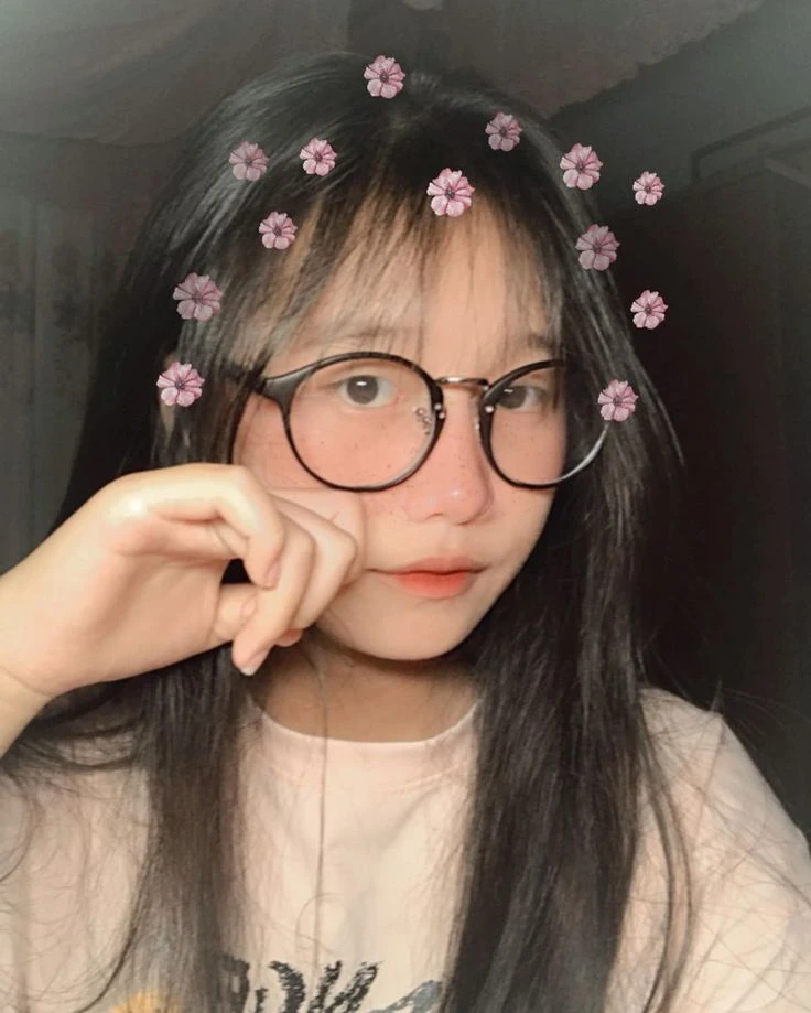 Khám Phá Vẻ Đẹp và Cá Tính Của Nữ K8 Xinh