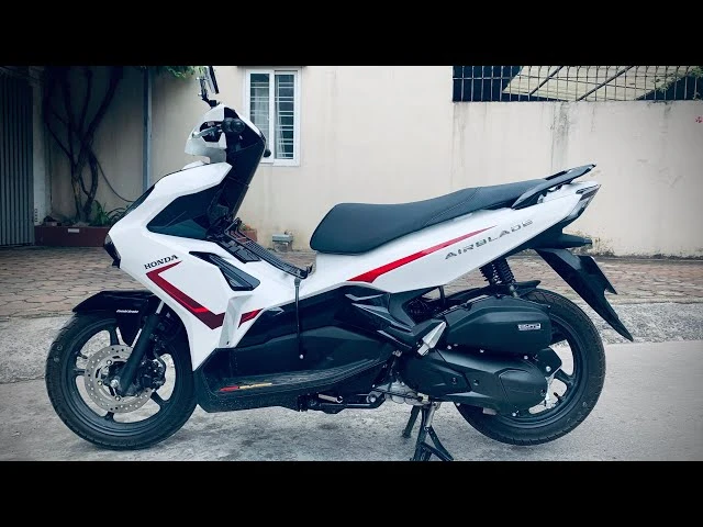 Khám Phá Mẫu Xe AB 2021 Màu Trắng Đầy Cuốn Hút