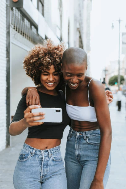 Mẹo chụp selfie cute đẹp và ấn tượng cho giới trẻ