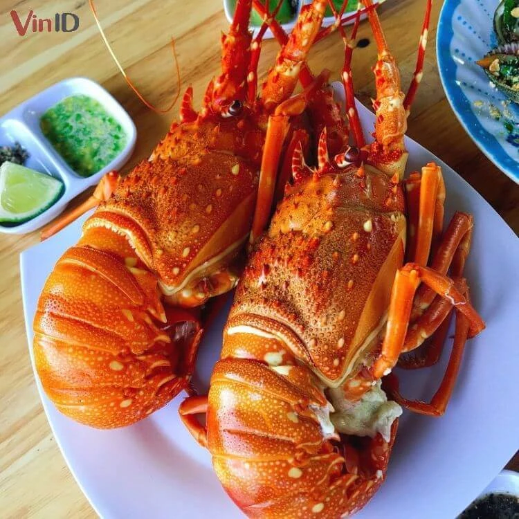 Hướng dẫn luộc tôm hùm ngon tuyệt cho bữa tiệc