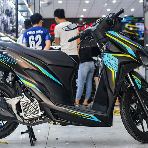Tem rời Vario 150: Tăng cường phong cách cho xe bạn