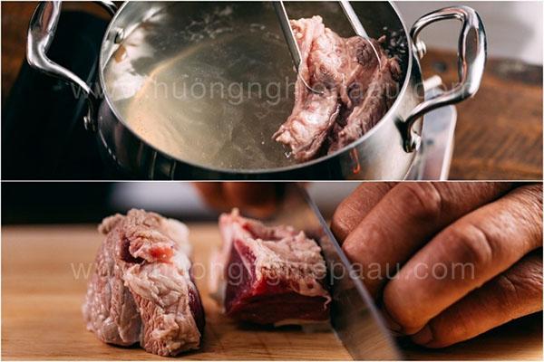 Sơ chế thịt bò sạch và cắt khối